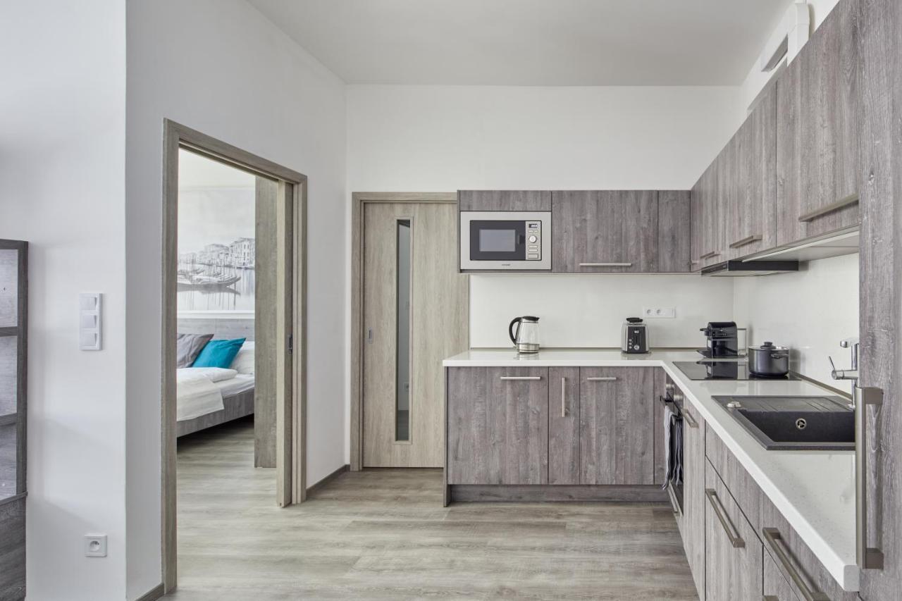 Minimalist Apartment On Wenceslas Square By Prague Days 外观 照片